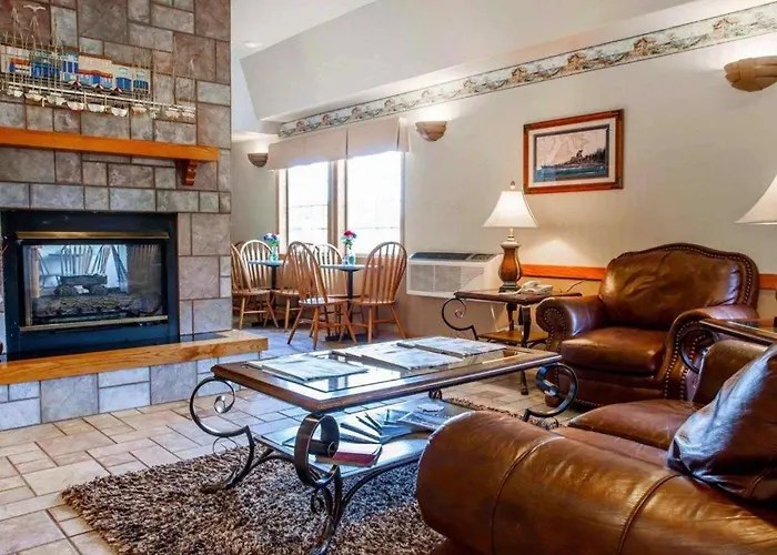 Best Selfcatering Quality Inn & Suites Bremerton Near Naval Shipyard