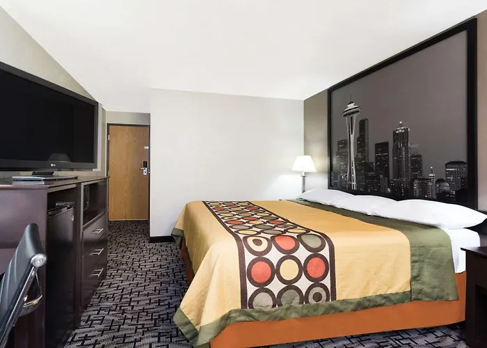 Motels Super 8 By Wyndham Bremerton